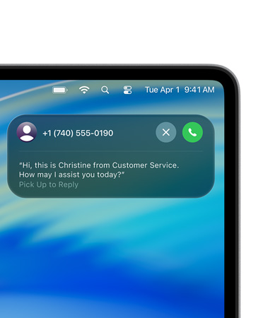 Živá aktivita Asistovaného podržení v pravém rohu obrazovky Macu s přepisem řeči zástupce zákaznických služeb, na kterého uživatel čekal