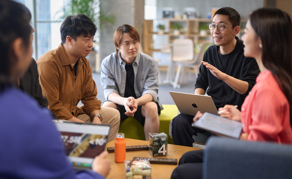 Toutes les équipes de Saturnbird font confiance à la technologie Apple.